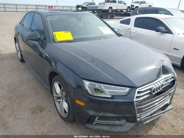 WAUKMAF46HN057392 2017 AUDI A4 - Image 1