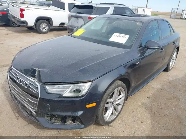 WAUKMAF46HN057392 2017 AUDI A4 - Image 2