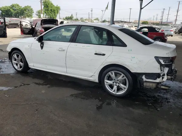 WAUKMAF46JA035048 2018 AUDI A4 - Image 2