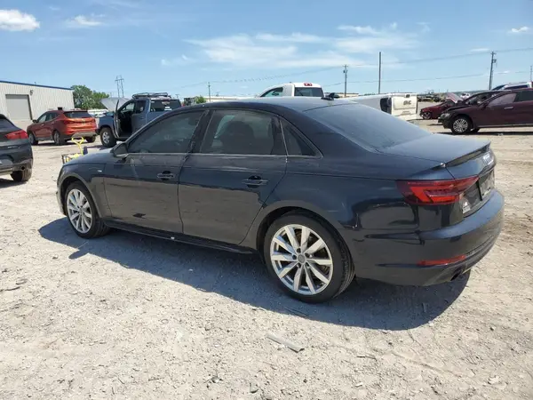 WAUKMAF46JA076165 2018 AUDI A4 - Image 2