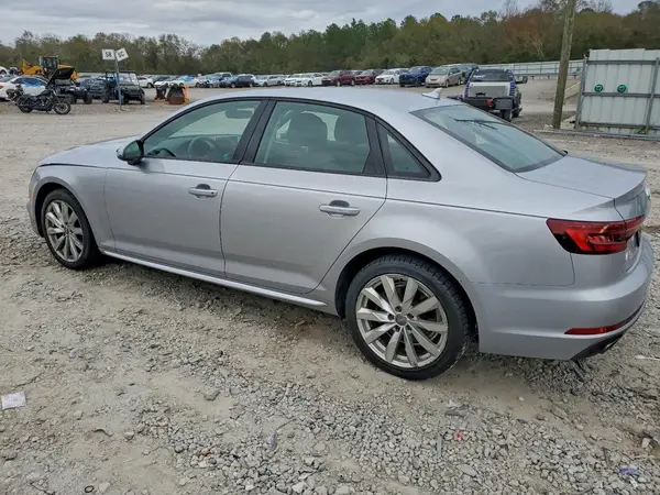 WAUKMAF46JA221897 2018 AUDI A4 - Image 2