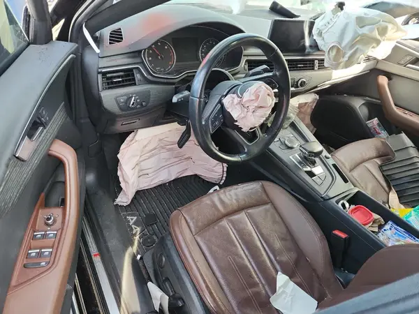 WAUKMAF47JA076823 2018 AUDI A4 - Image 8