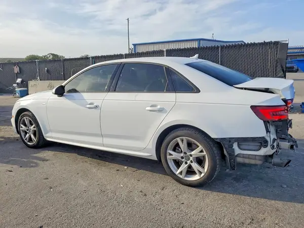 WAUKMAF47JA081133 2018 AUDI A4 - Image 2