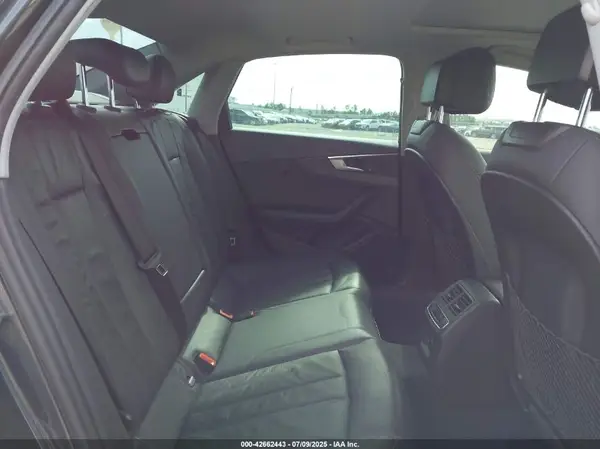 WAUKMAF47JA086557 2018 AUDI A4 - Image 8