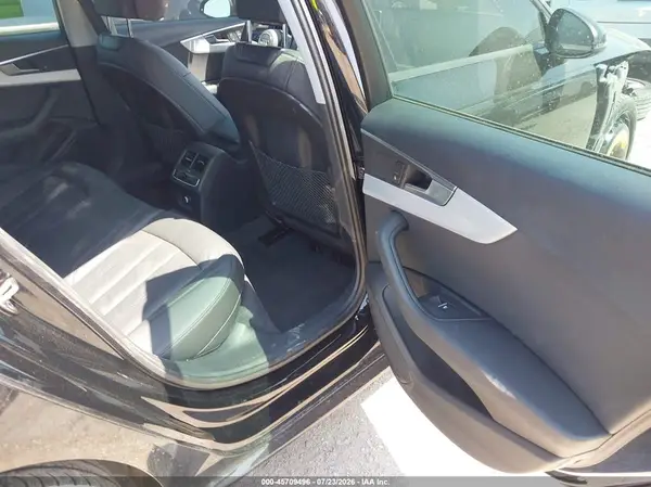 WAUKMAF47JA213162 2018 AUDI A4 - Image 8