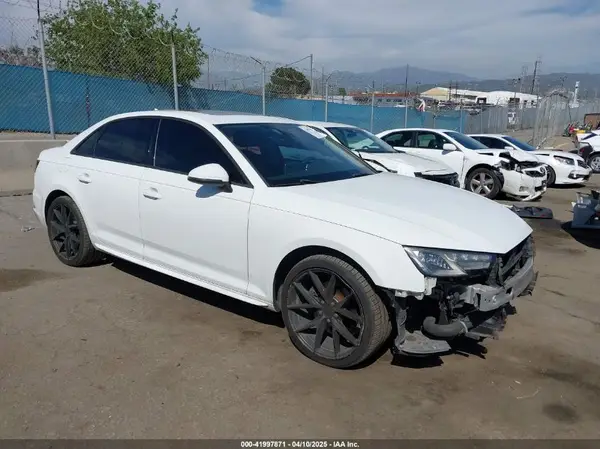 WAUKMAF47JA228633 2018 AUDI A4 - Image 1