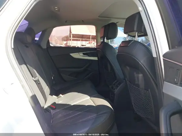 WAUKMAF47JA228633 2018 AUDI A4 - Image 8