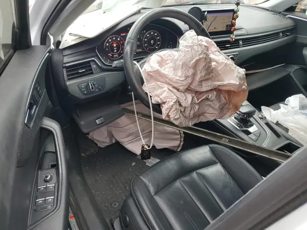 WAUKMAF48HN058981 2017 AUDI A4 - Image 8