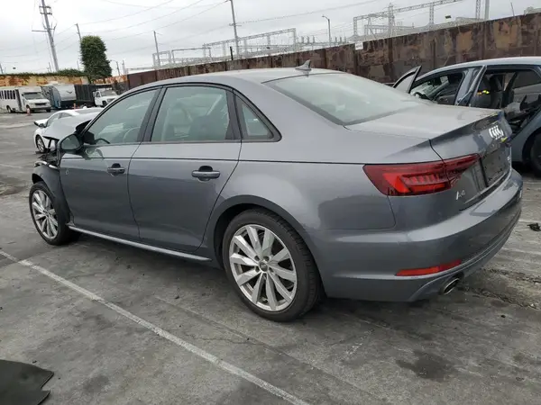 WAUKMAF48JA038193 2018 AUDI A4 - Image 2