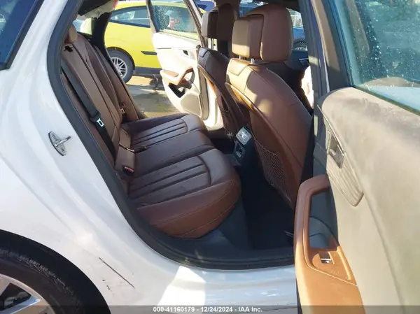 WAUKMAF48JA095252 2018 AUDI A4 - Image 8