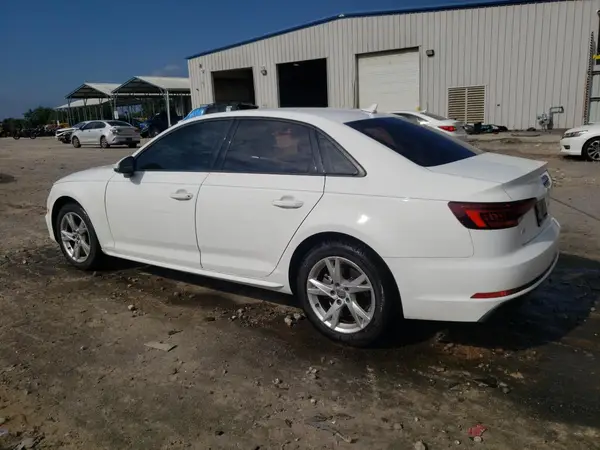 WAUKMAF48JA173836 2018 AUDI A4 - Image 2