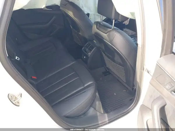 WAUKMAF48JA198817 2018 AUDI A4 - Image 8