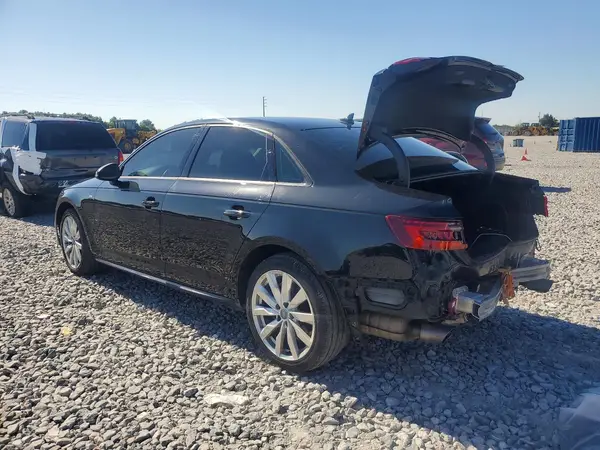 WAUKMAF48JN019779 2018 AUDI A4 - Image 2