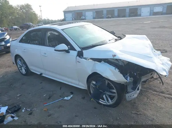 WAUKMAF49HN059377 2017 AUDI A4 - Image 1