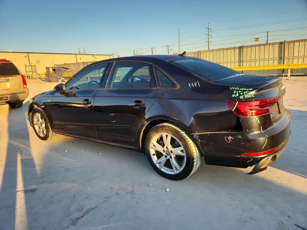 WAUKMAF49JA025467 2018 AUDI A4 - Image 2