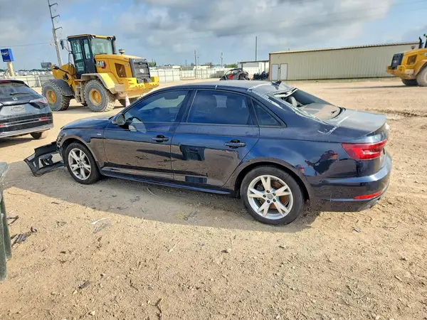 WAUKMAF49JA067590 2018 AUDI A4 - Image 2