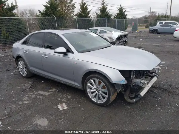 WAUKMAF49JA099262 2018 AUDI A4 - Image 1