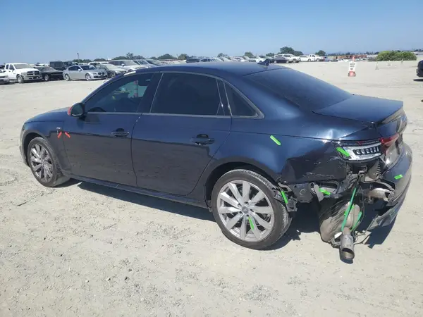 WAUKMAF49JA107506 2018 AUDI A4 - Image 2