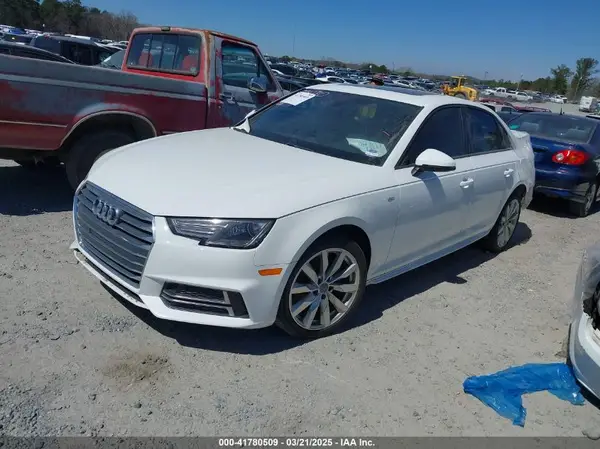 WAUKMAF49JA113290 2018 AUDI A4 - Image 2