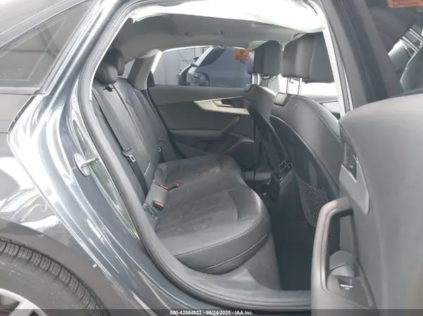WAUKMAF49JA137380 2018 AUDI A4 - Image 8