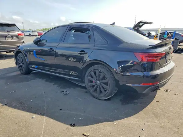WAUKMAF49JA157127 2018 AUDI A4 - Image 2