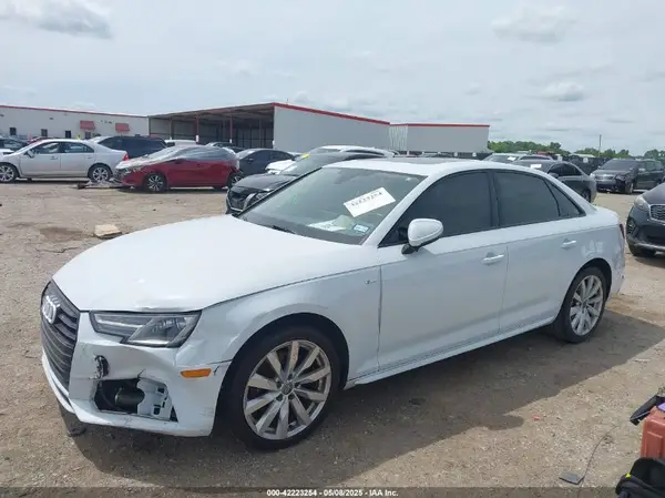 WAUKMAF49JN020049 2018 AUDI A4 - Image 2