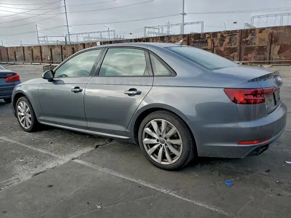 WAUKMAF4XJA072930 2018 AUDI A4 - Image 2