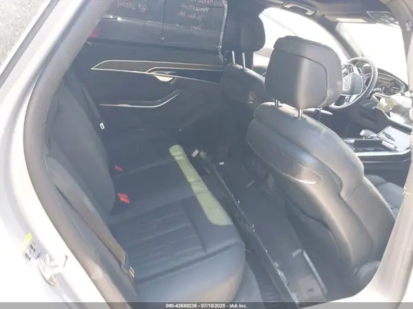 WAULDAF82SN001562 2025 AUDI A8 - Image 8