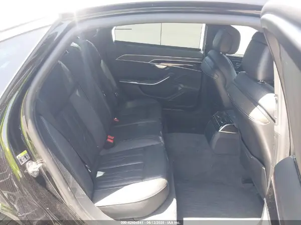 WAULDAF83NN010176 2022 AUDI A8 - Image 8
