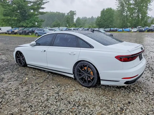 WAULDAF83PN002050 2023 AUDI A8 - Image 2