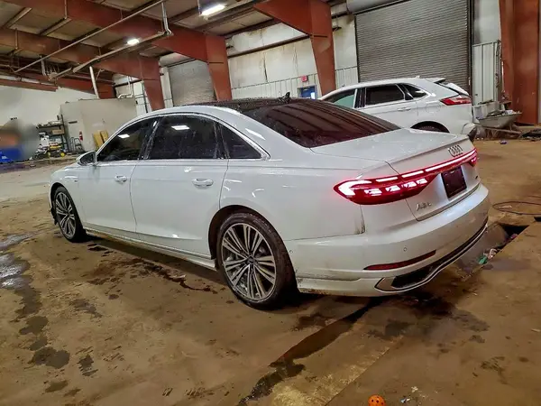 WAULDAF88RN005867 2024 AUDI A8 - Image 2