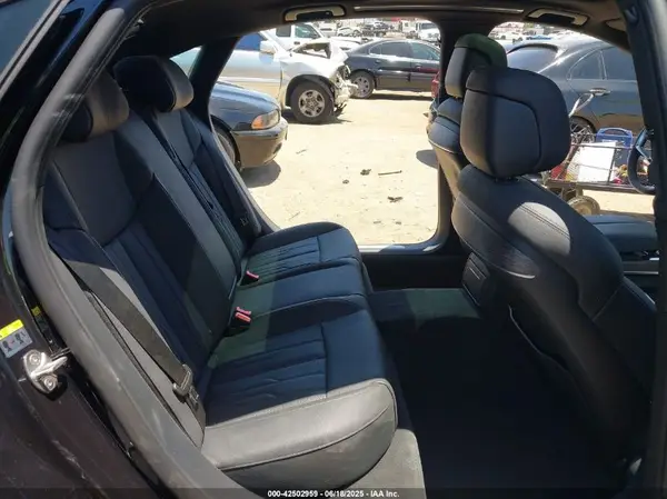 WAULDAF89RN003075 2024 AUDI A8 - Image 8