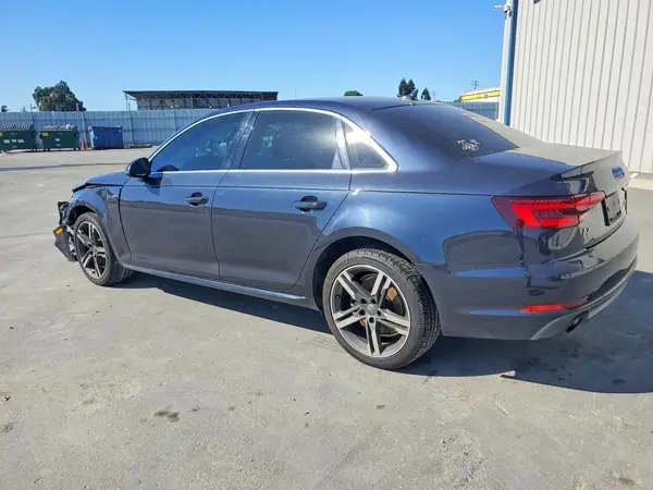 WAULMAF40JN011311 2018 AUDI A4 - Image 2