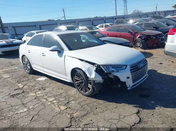 WAULMAF42JA067113 2018 AUDI A4 - Image 1