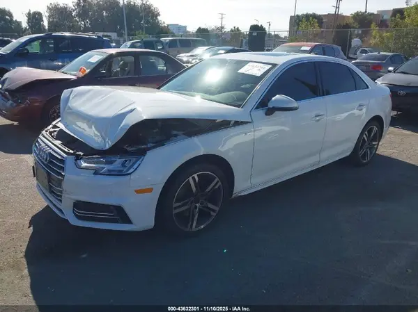 WAULMAF43HA159695 2017 AUDI A4 - Image 2