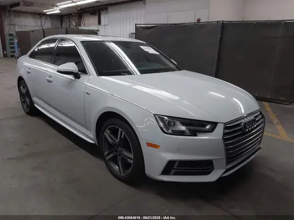 WAULMAF43JA229136 2018 AUDI A4 - Image 1