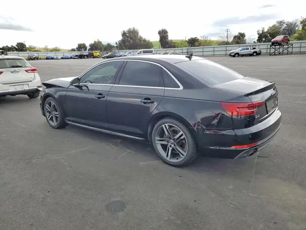 WAULMAF44JN008721 2018 AUDI A4 - Image 2