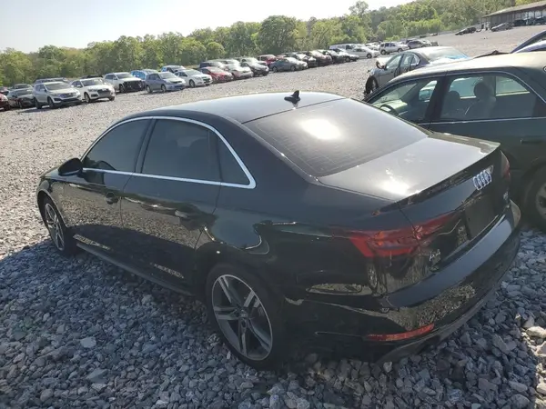 WAULMAF45JA140071 2018 AUDI A4 - Image 2