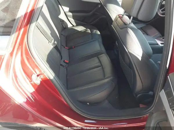 WAULMAF46JA067552 2018 AUDI A4 - Image 8
