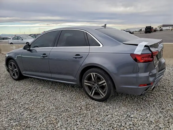 WAULMAF46JA085615 2018 AUDI A4 - Image 2
