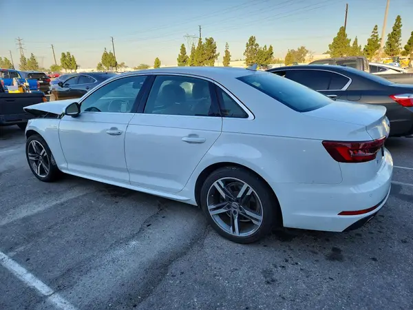 WAULMAF46JN004573 2018 AUDI A4 - Image 2