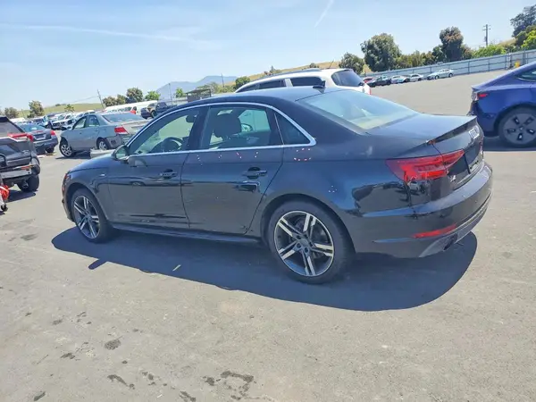 WAULMAF47JA044667 2018 AUDI A4 - Image 2