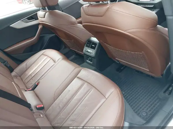 WAULMAF47JA100901 2018 AUDI A4 - Image 8