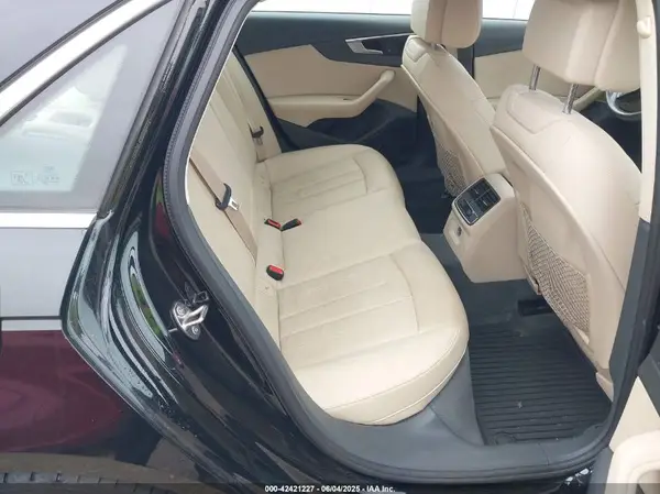 WAULMAF4XJA019956 2018 AUDI A4 - Image 8