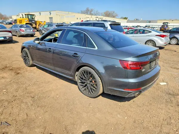 WAULMAF4XJA110290 2018 AUDI A4 - Image 2