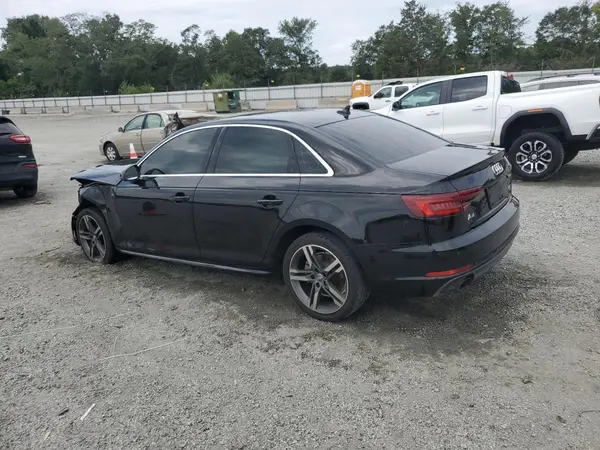 WAULMAF4XJA212043 2018 AUDI A4 - Image 2