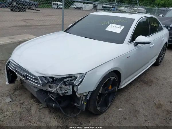 WAULNAF40HN042422 2017 AUDI A4 - Image 2