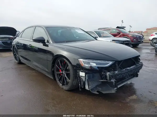 WAULSAF83PN011563 2023 AUDI S8