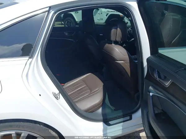 WAUM2AF22KN103630 2019 AUDI A6 - Image 8