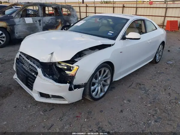 WAUM2AFR1GA017947 2016 AUDI A5 - Image 2